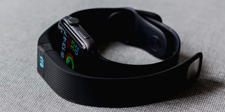 fitbit for swimming and running