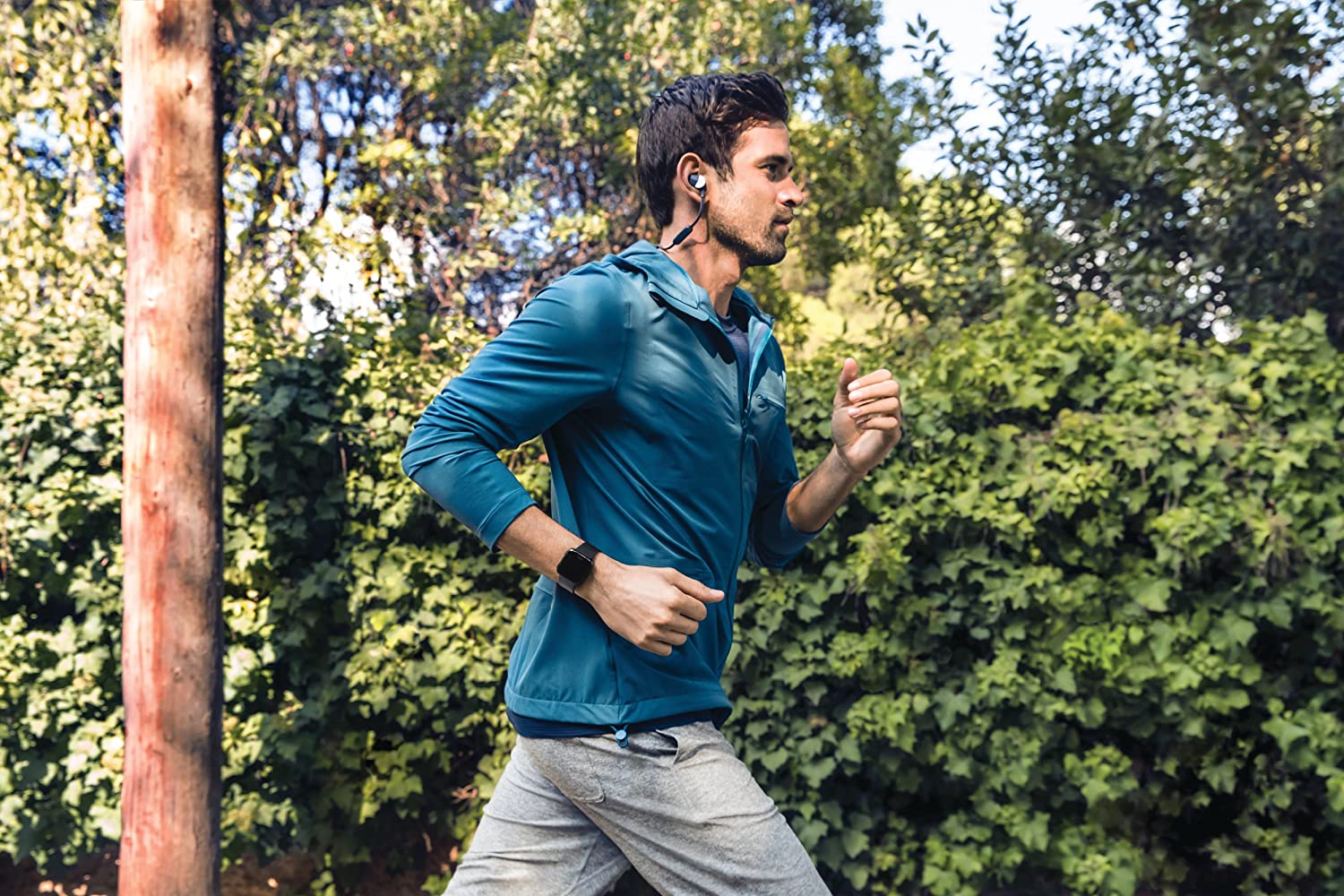 best waterproof fitbit for swimming